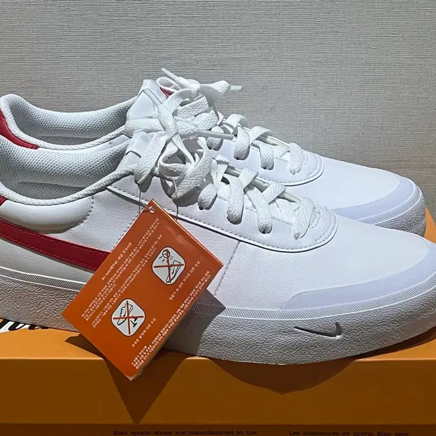 [BUNJANG] Nike 
Code Shot White Red 275 / 나이키 코드 샷 화이트 레드 275