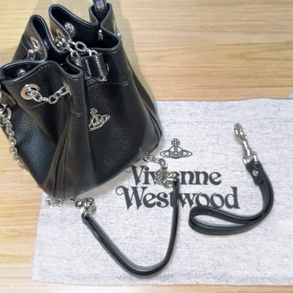 [BUNJANG] Vivienne Westwood Chrissy Small Bucket Bag Black / [정품] 비비안 웨스트우드 크리시 스몰 버킷백 블랙
