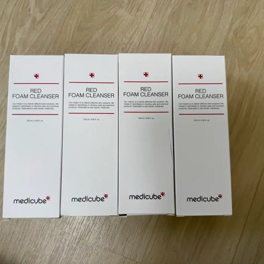 [BUNJANG] Medi-Cube Red Foam Cleanser Set (4 Pieces) / 메디큐브 레드 폼 클렌저 4개 세트