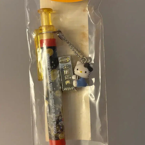 [BUNJANG] Classic Hello Kitty Ballpoint Pen / 고전 키티 볼펜