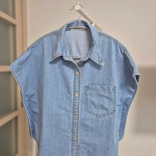 [BUNJANG] Light Wash Denim Sleeveless Jacket / 아우터처럼 연출하는청JK