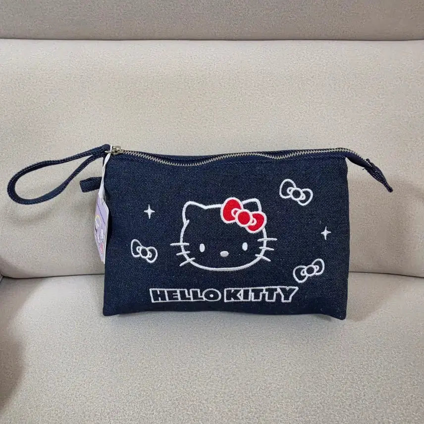 [BUNJANG] Hello Kitty Denim Pouch / 헬로키티 파우치 데님