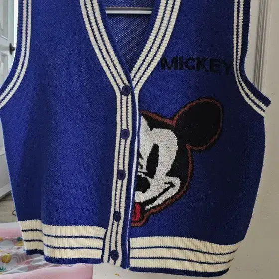[BUNJANG] Mickey Mouse Knit Vest Blue / 미키마우스 니트 조끼 블루