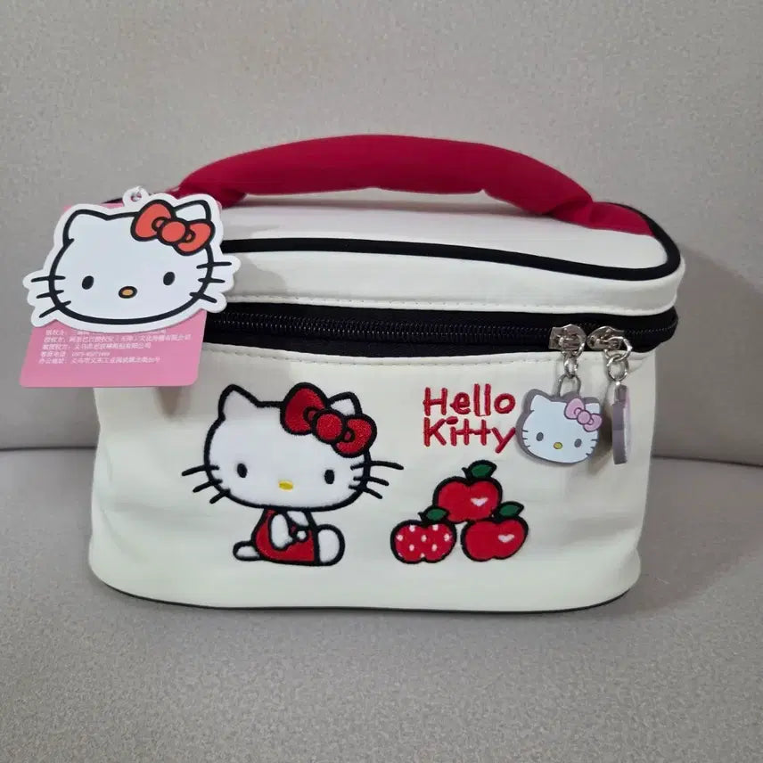 [BUNJANG] Hello Kitty Cosmetic Pouch / 헬로키티 파우치