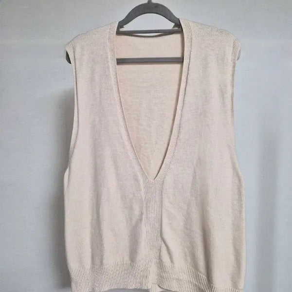 [BUNJANG] Beige V-Neck Knit Vest / 새옷 깔끔한 베이지 브이넥 니트 조끼