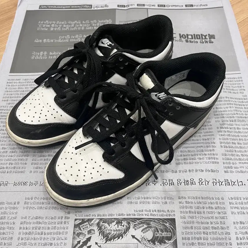 [BUNJANG] Nike Dunk Low "Panda" (235) / 나이키 덩크 로우 블랙 화이트 검흰 범고래 (235)