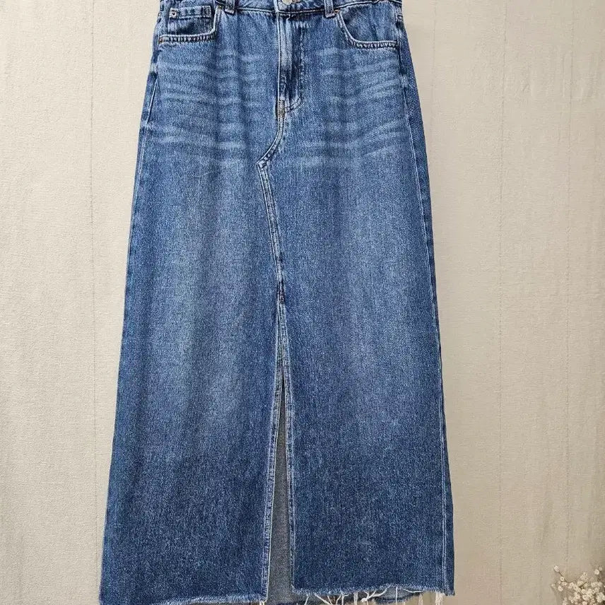 [BUNJANG] M&S Maxi Denim Skirt with Front Slit / M&S  맥시데님스커트 앞트임 27~28