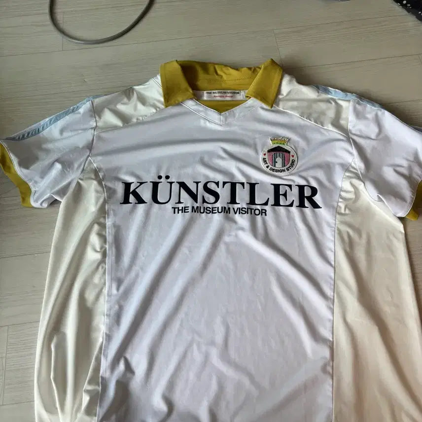 [BUNJANG] The Museum Visitor Soccer Jersey / 더뮤지엄비지터 싸커티 축구져지