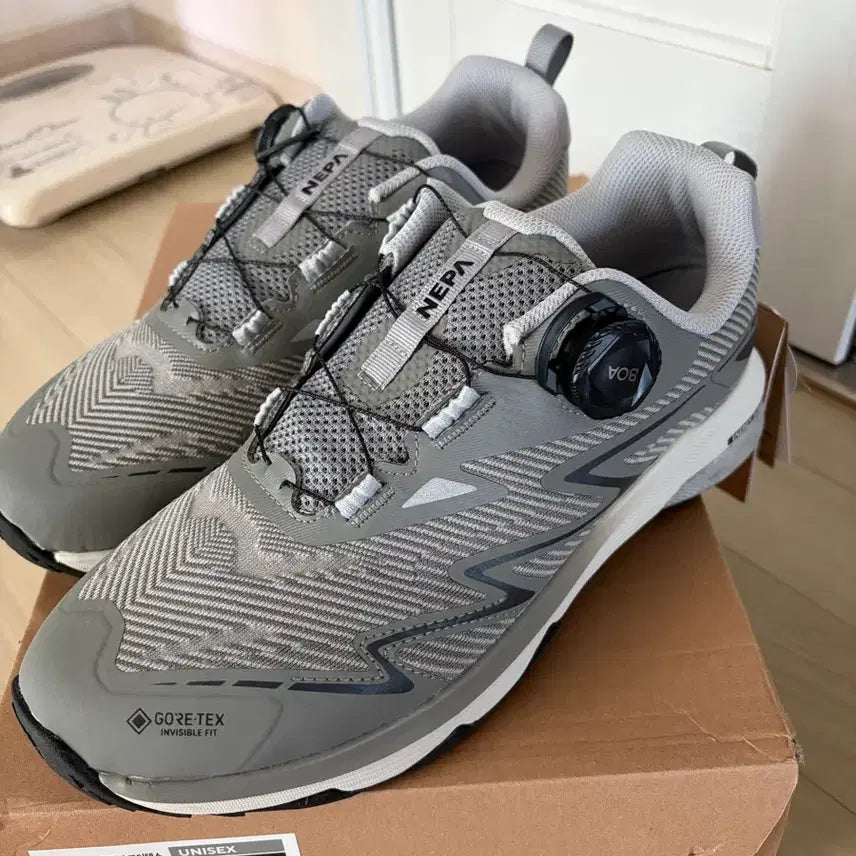 [BUNJANG] NEPA Whistleizer Original Gore-Tex Gray / 네파 휘슬라이저 오리지널 고어텍스 회색[265]