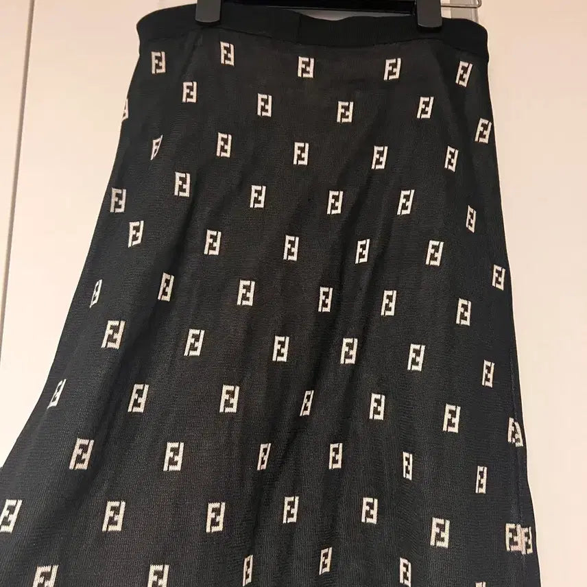 [BUNJANG] Fendi Zucca Pattern Knit Skirt / 펜디 주카패턴 니트 스커트