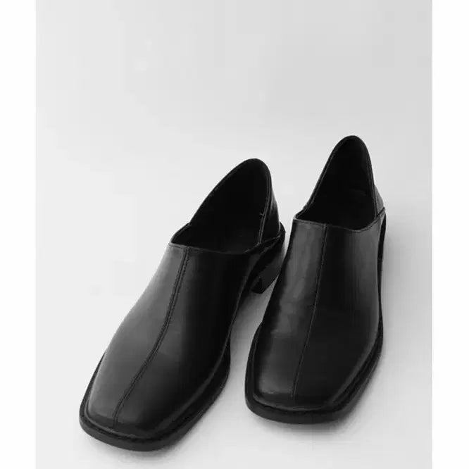 [BUNJANG] After Monday Diagonal Loafers / 애프터먼데이 다이애그널 로퍼