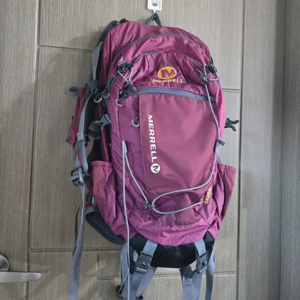 [BUNJANG] Merrell Backpack 30L / 메렐 배낭  }30