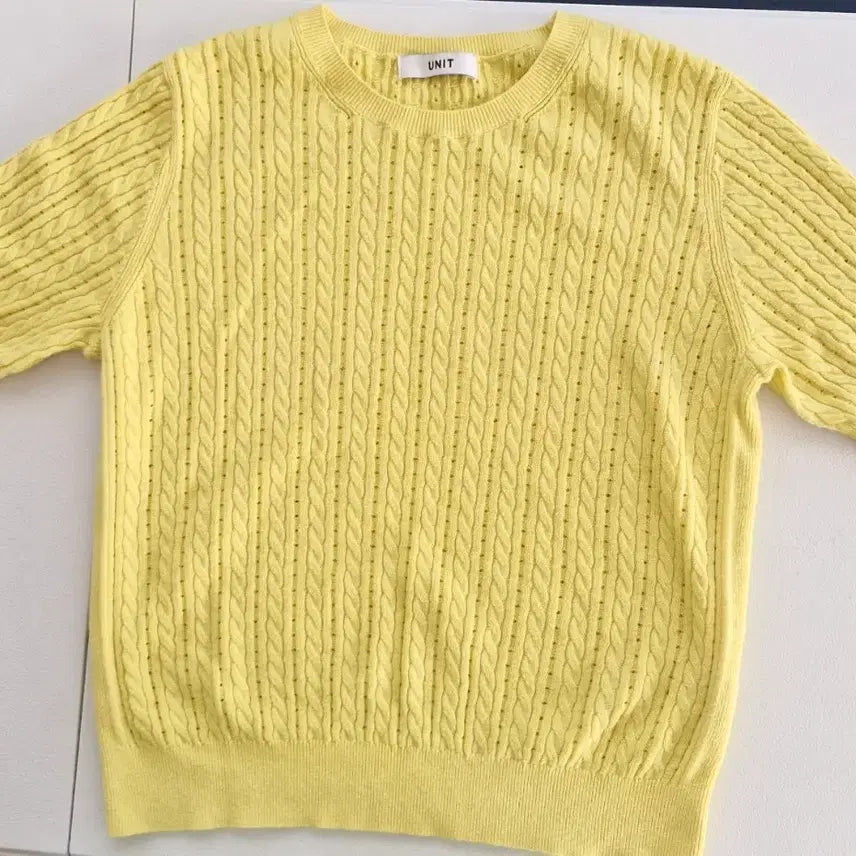 [BUNJANG] Unit Cable Short Sleeve Knit Yellow / 유닛 케이블 반팔 니트 옐로우