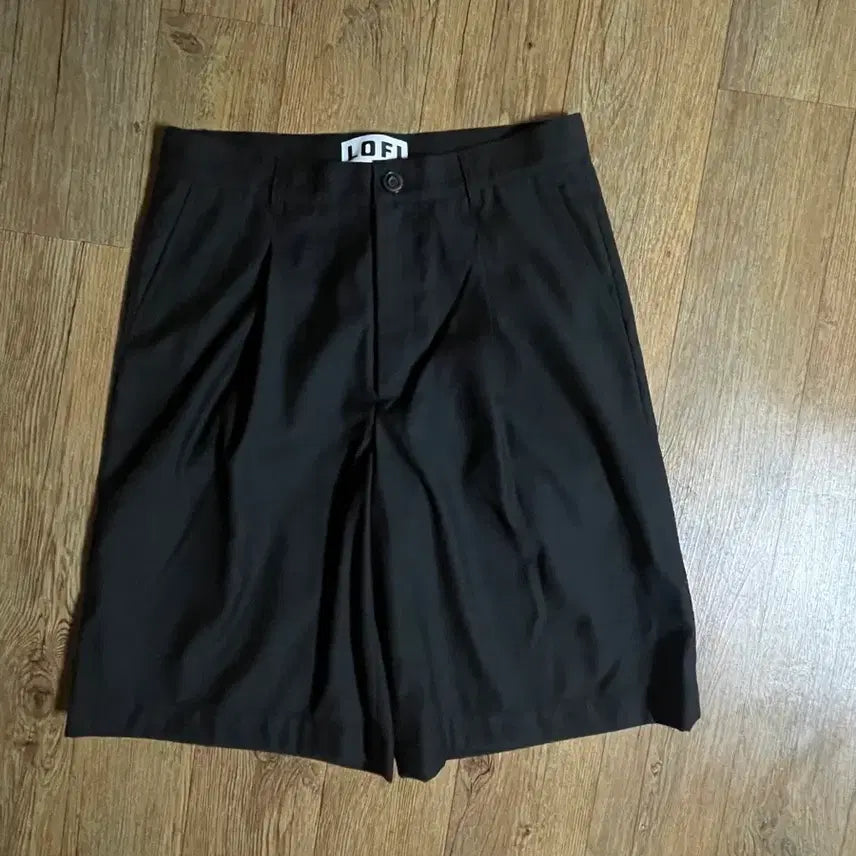 [BUNJANG] LOFI Bermuda Slacks Shorts Black L / LOFI 로파이 버뮤다 슬랙스 반바지 블랙 L