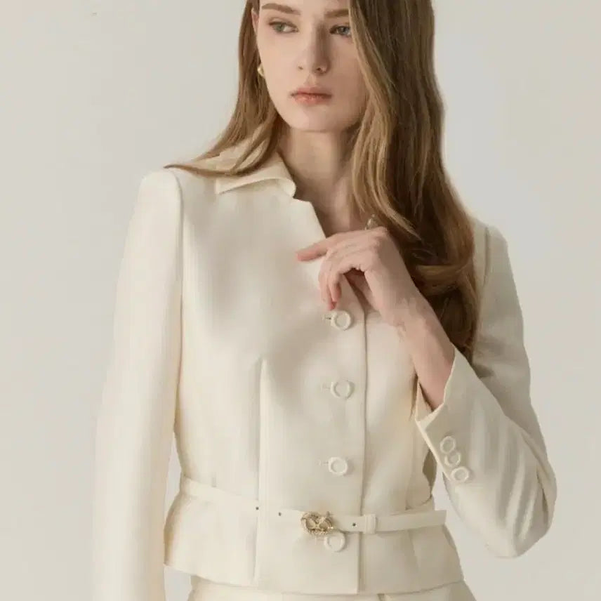 [BUNJANG] MICHAA 2025 Season Jacket / 하객룩] 25년 미샤(MICHAA)  자켓 택새상품