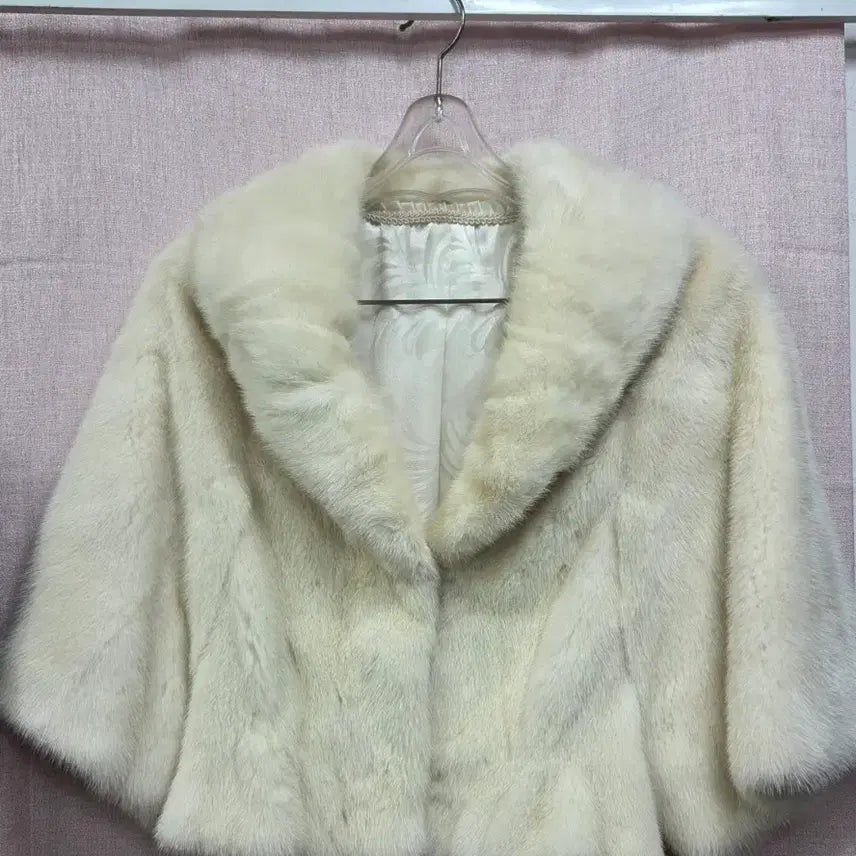 [BUNJANG] Napa Minky Cropped Coat Ivory / 나파 밍크 크롭 아이보리