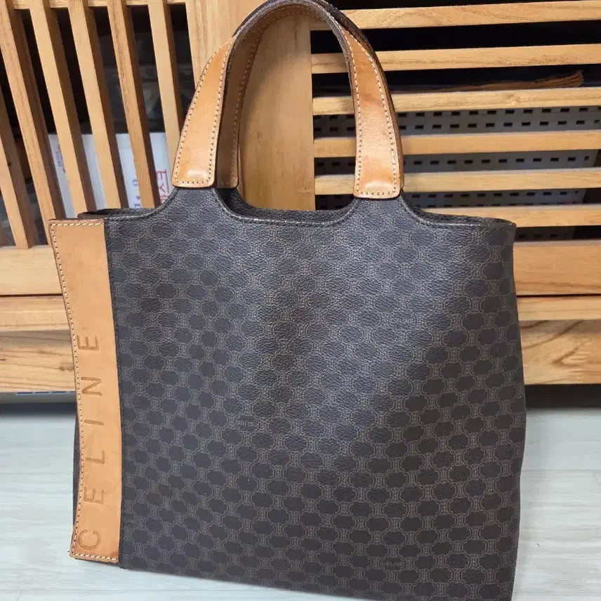 [BUNJANG] Celine Macadam Tote Bag Brown / 셀린느 마카담 토트백 브라운