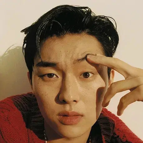 [BUNJANG] Cosmopolitan Magazine featuring Choi Hyun-wook / (새상품)<맨 끝줄 소년>이 강,<약한 영웅> 수호 역 배우 최현욱님의 화보와 인터뷰가 실린 코스모폴리탄 잡지양도