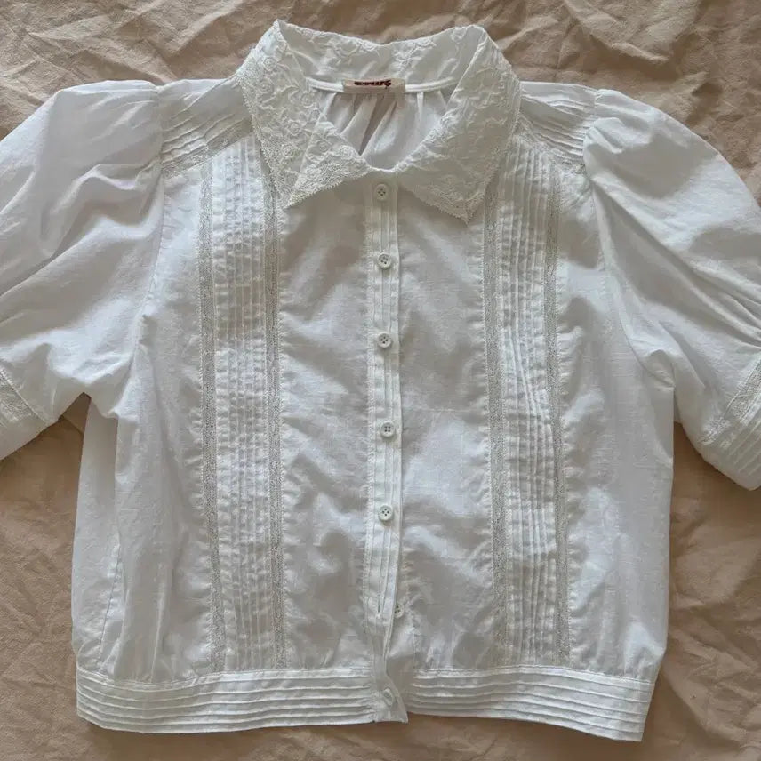 [BUNJANG] Esme Blouse / Esme 블라우스