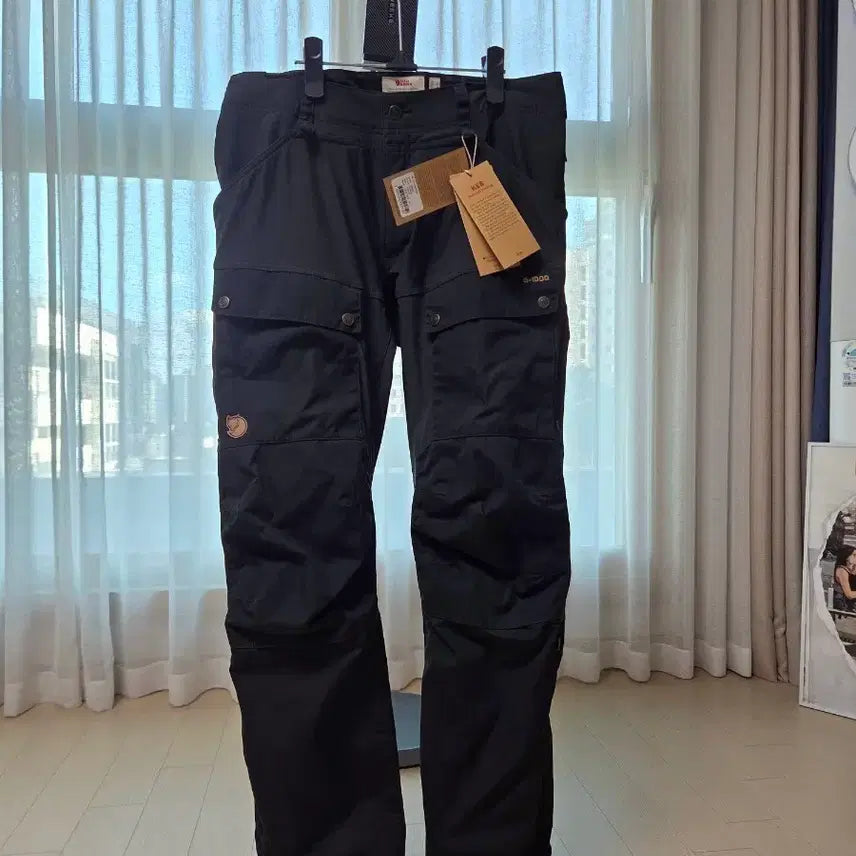 [BUNJANG] Fjällräven Cap Trousers Regular Black / [정품] 피엘라벤 캡 트라우저 레귤러 블랙 48(32~33) size