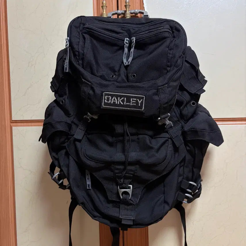 [BUNJANG] Oakley Vintage Backpack Bag / 오클리 올드스쿨 빈티지 정품 백팩 가방