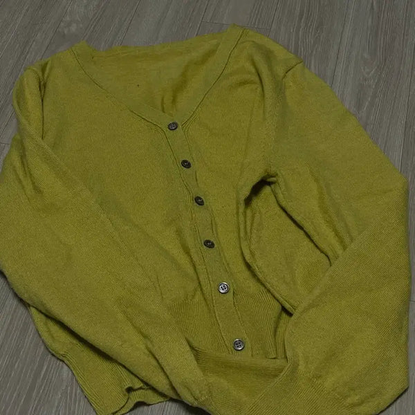 [BUNJANG] Olive Green Knit Cardigan / 올리브 그린 니트 가디건