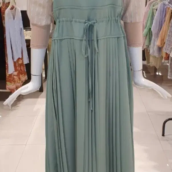 [BUNJANG] DEWL Pleated Dress / 듀엘 플리츠 원피스
