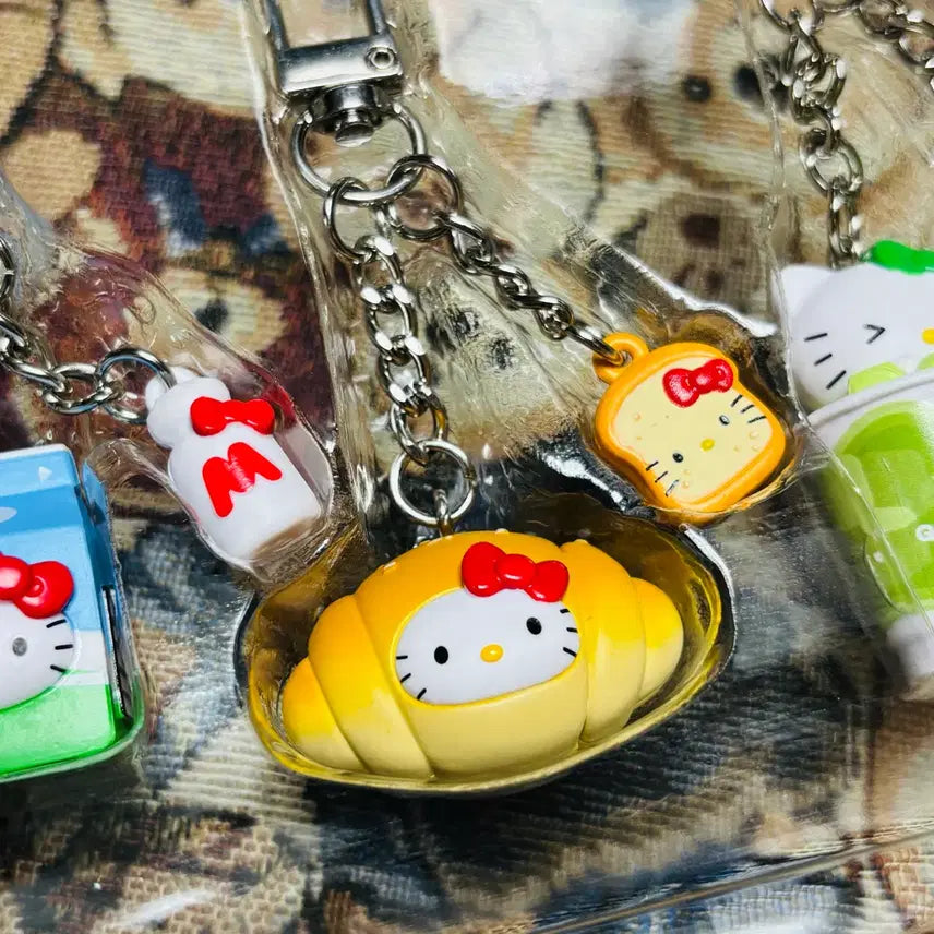 [BUNJANG] Ten by Ten Hello Kitty Daejeon Salt Bread Figure / 올리브영키티대전소금빵 텐바이텐키티 지역키티