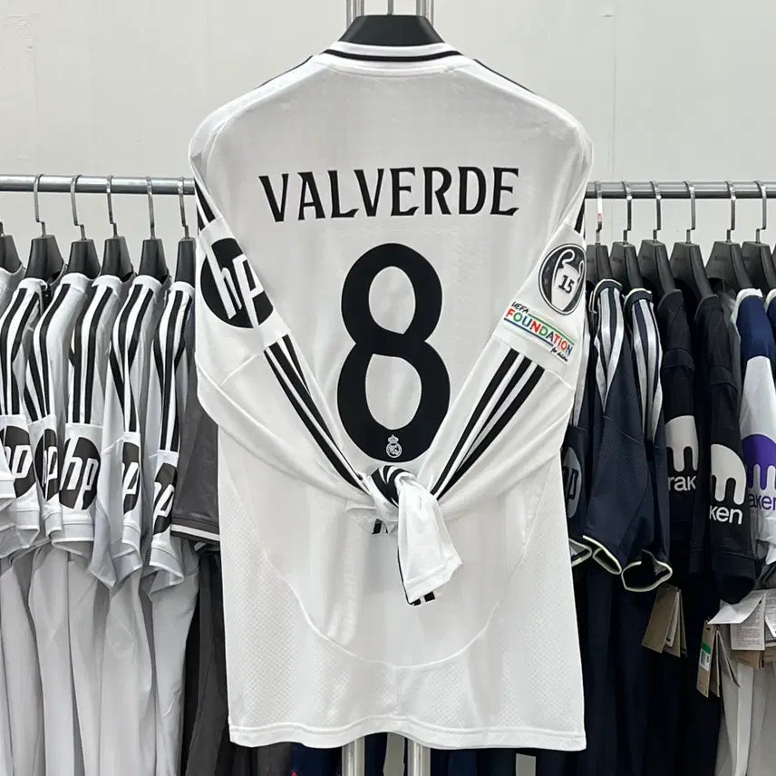 [BUNJANG] Real Madrid 24/25 Home Valverde #8 Jersey / 24/25 레알마드리드 홈 NO 8 발베르데 유니폼