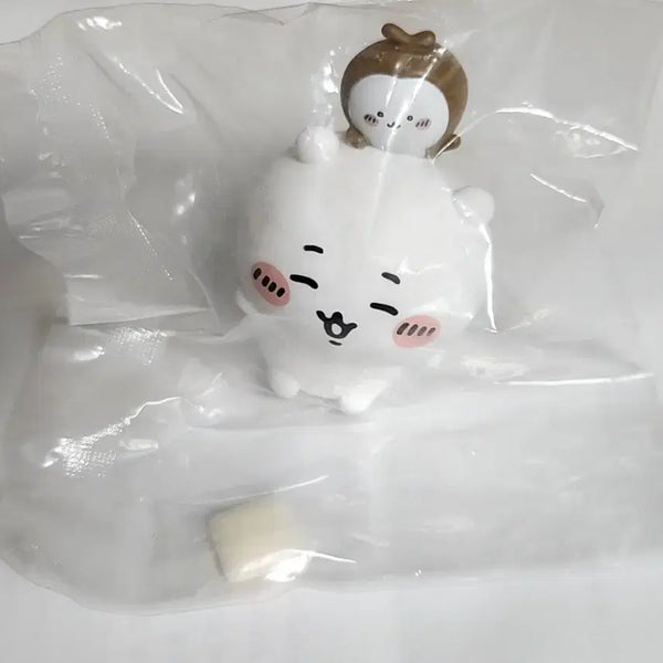 [BUNJANG] Chiikawa Friends Vol. 4 Bandai Sofubi Figure (Beetle) / 치이카와 프렌즈 4 반다이 소프비 피규어 풍뎅이