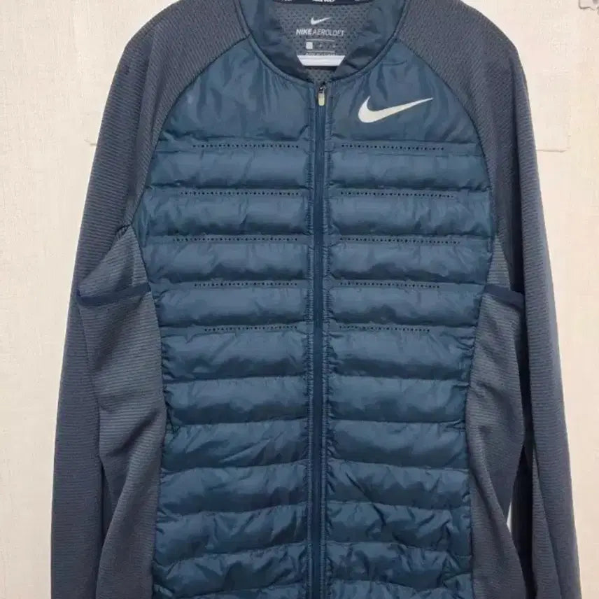 [BUNJANG] Nike Aeroloft Golf Padded Jacket Navy / 나이키 에어로로프트 골프 패딩 자켓 네이비