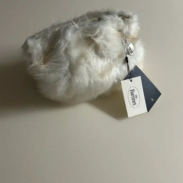 [BUNJANG] The Barnet Fur Drawstring Backpack Ivory / 더바넷 퍼 백팩 아이보리 Fur Drawstring Backpack_Ivory