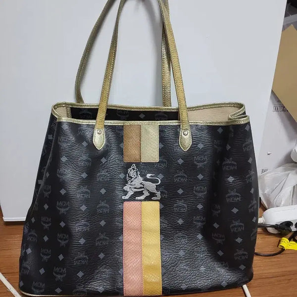 [BUNJANG] MCM Visetos Shopper Bag Black / MCM 가방 성주택 있어요