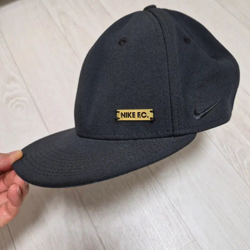 [BUNJANG] Nike FC Track Snapback Black / 나이키FC 트 스냅백 블랙56센치