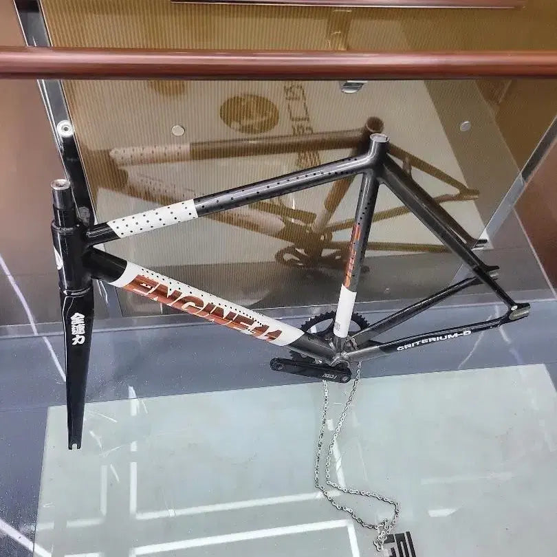 [BUNJANG] Engine11 Crit-D Red Charcoal / Specialized Torch 2.0 Wheelset / 엔진11 크릿디 레드차콜/스페셜라이즈드 토치2.0 판/대합니다(가격내림)