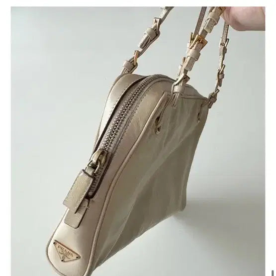 [BUNJANG] Prada Vintage Slim Handle Bag / 프라다 빈티지 슬림 핸들백 팔아요