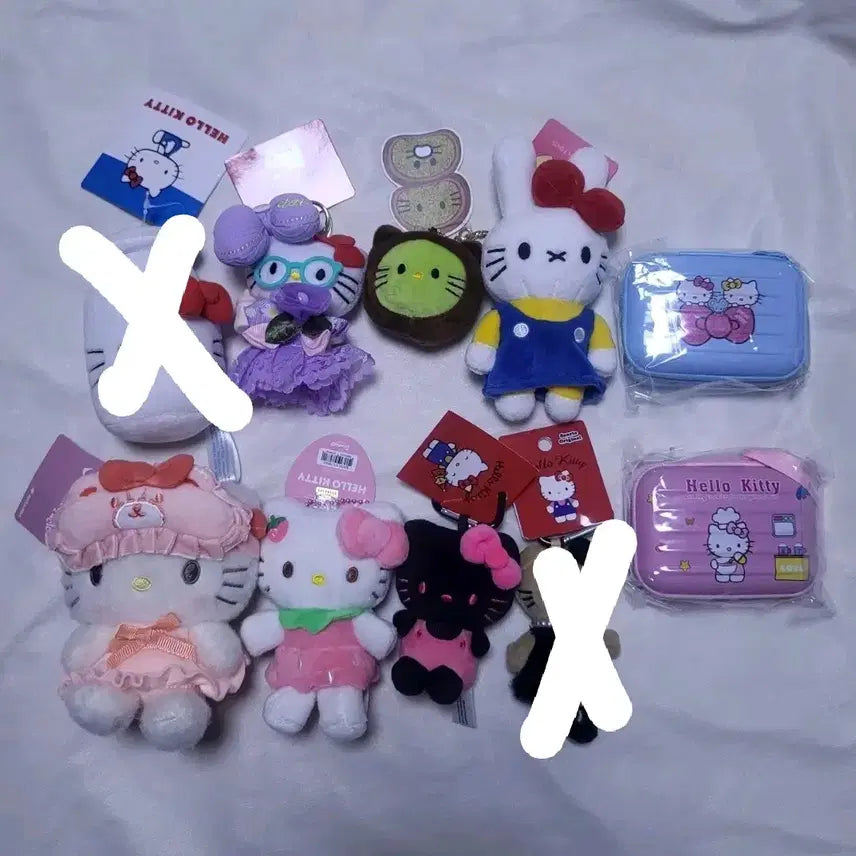 [BUNJANG] Hello Kitty Plush Keychain Bundle (6 pieces) with Mini Cases (2 pieces) / 헬로키티 인형키링6개,미니 케이스2개/ 총 8개 일괄