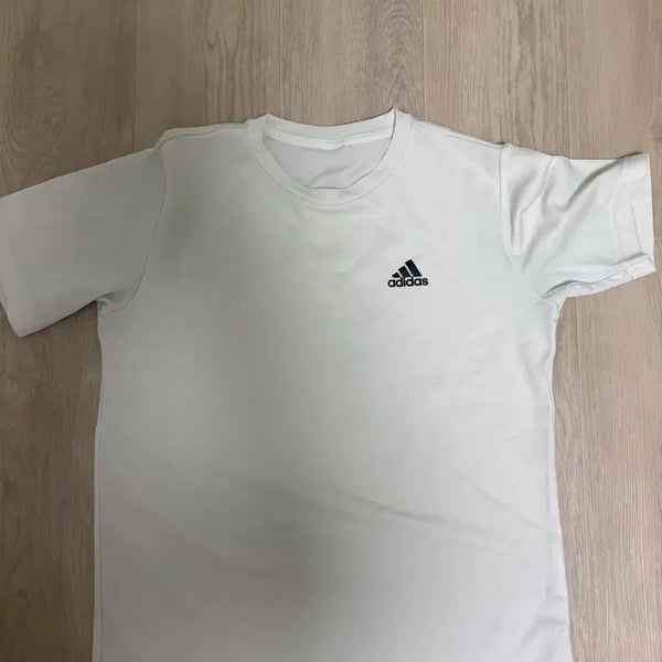 [BUNJANG] Adidas Vintage Functional T-Shirt / 아디다스 기능성 반팔티 빈티지