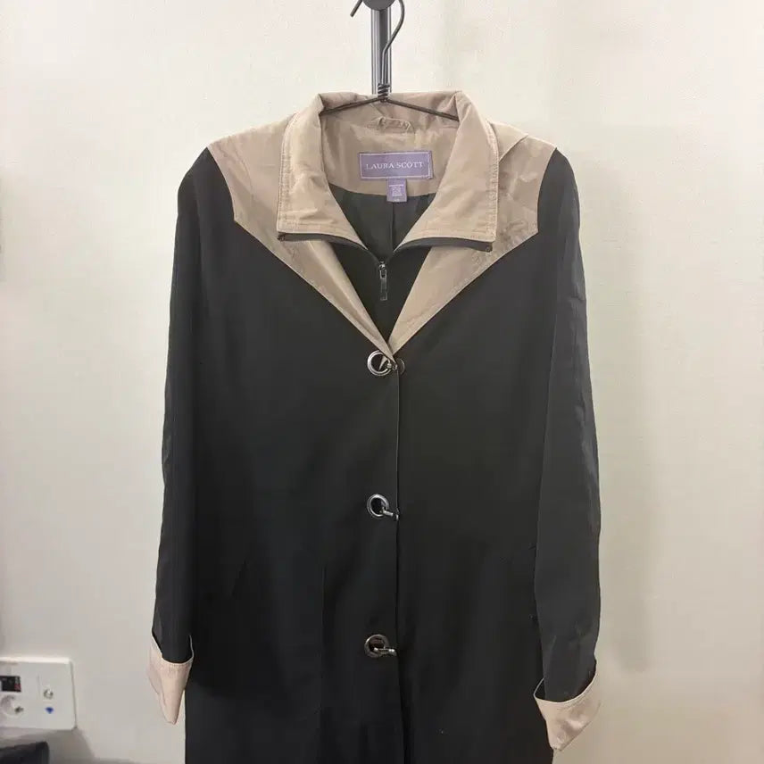 [BUNJANG] Laura Scott Half Rain Coat/Jacket / 로라 스콧(Laura Scott) 하프 레인 코트/재킷 m