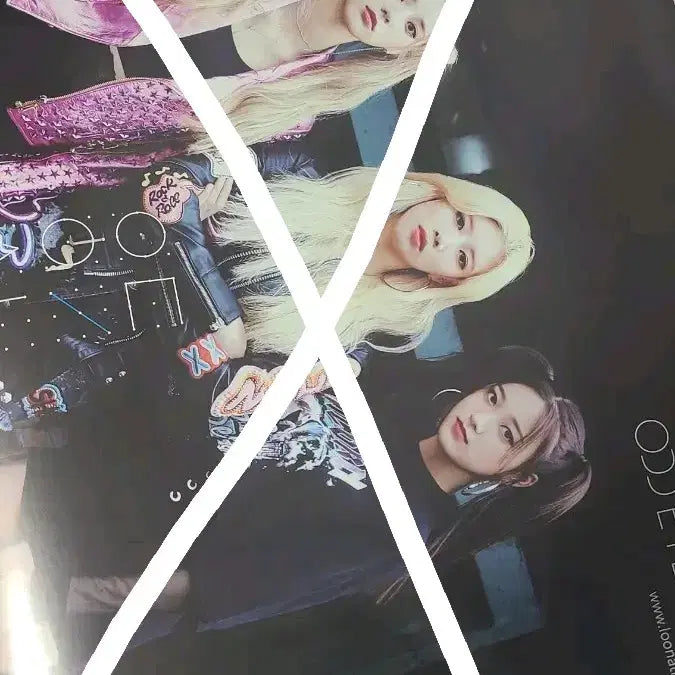 [BUNJANG] LOONA ODD EYE CIRCLE Poster / 이달의 소녀 오드아이써클 포스터 LOONA ODD EYE CIRCLE poster