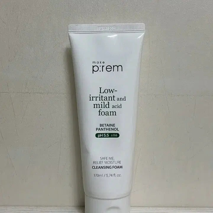 [BUNJANG] Make P:rem Safe Me Relief Moisture Cleansing Foam / 메이크프렘 세이프 미 릴리프 모이스처 클렌징 폼