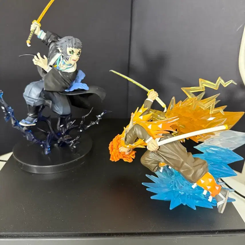 [BUNJANG] Demon Slayer Zenitsu & Kaigaku Figures Bundle Set / 귀멸의 칼날 젠이츠 카이가쿠 피규어 일괄