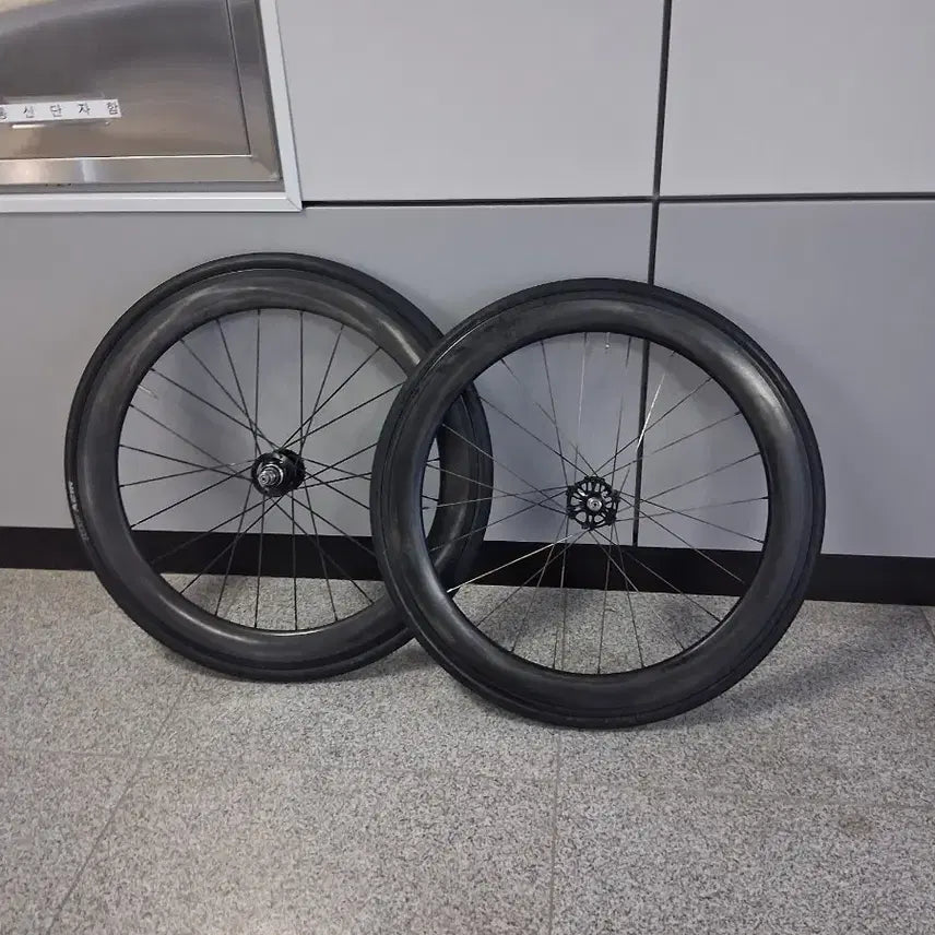 [BUNJANG] CSC60 Pixie Carbon Wheelset Clincher / csc60 뚱림 유광작 픽시 카본 휠셋 판매 교신