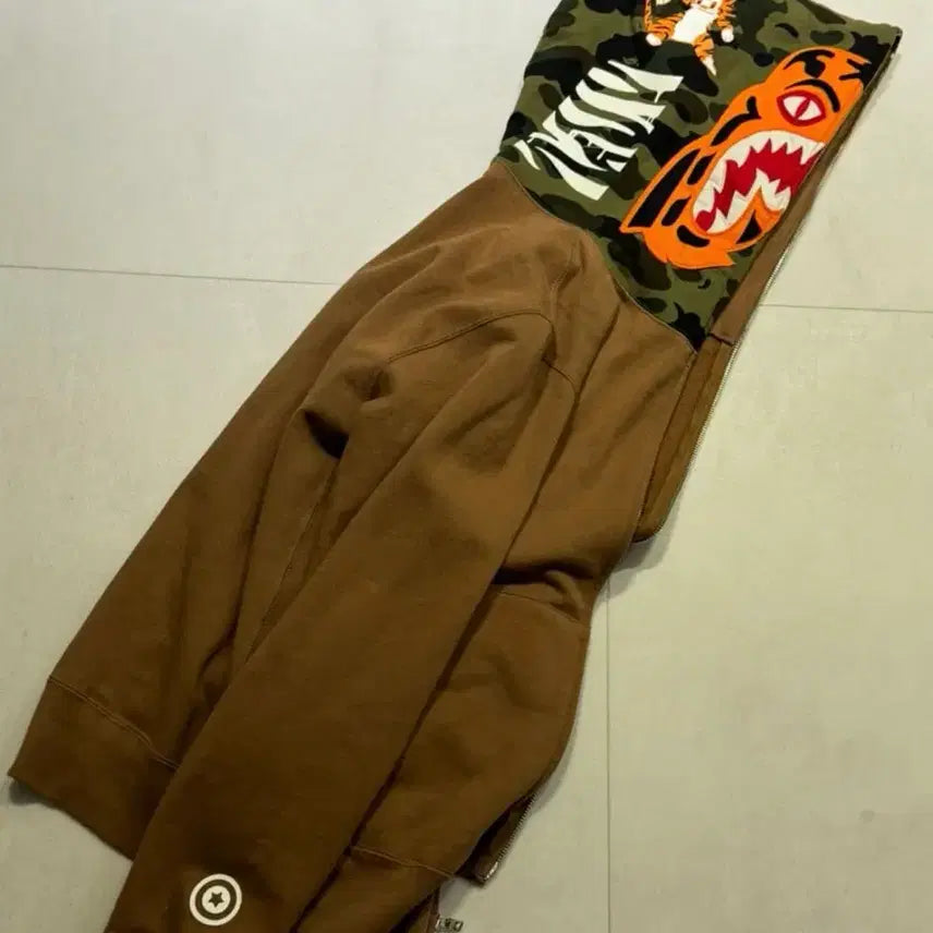 [BUNJANG] BAPE Brown Hooded Zip-Up Jacket / 베이프 후드집업 브라운