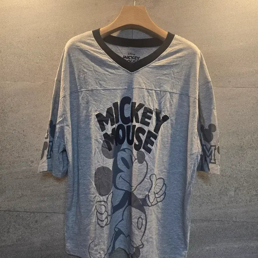 [BUNJANG] Disney Mickey Mouse Short Sleeve T-Shirt / 디즈니. 정품. 미키마우스 반팔티.