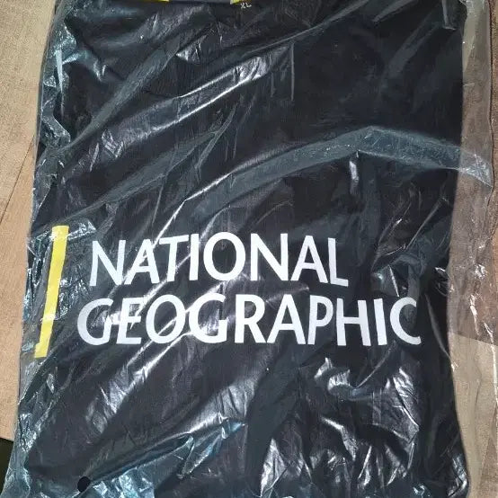 [BUNJANG] National Geographic Authentic Sweatshirt (Multiple Colors) M-XL New / 내셔널 지오그래픽 정품 맨투맨 (다수 색상)M~XL새상품