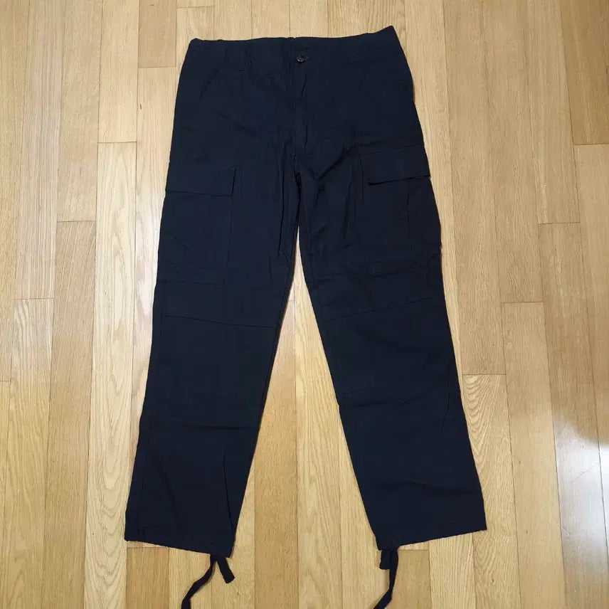 [BUNJANG] Carhartt Black Ripstop Cargo Pants / [S] 칼하트 블랙 립스탑 카고팬츠