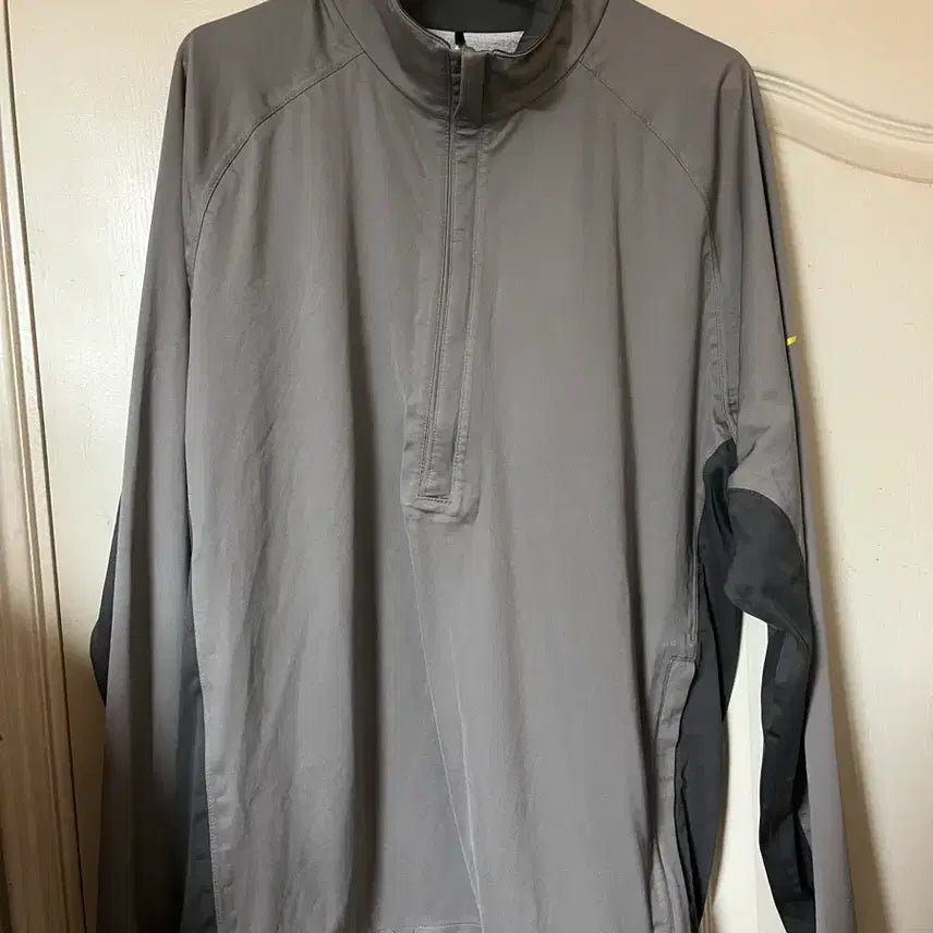 [BUNJANG] Nike Men's Golf Top Grey / 나이키 남성용 골프 상의 그레이