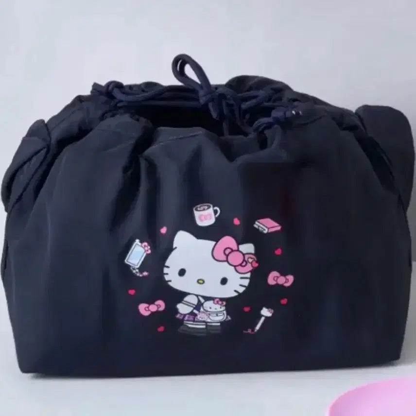 [BUNJANG] Olive Young Hello Kitty Cooler Bag / (교환)올리브영 택플로우 쿨러백 헬로키티
