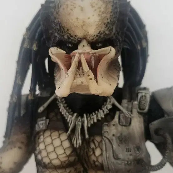 [BUNJANG] NECA 1/4 Scale Jungle Hunter Predator (Open Mouth) Action Figure / 네카 1/4 정글헌터 프레데터 닫힌입 판매합니다 (개봉품)